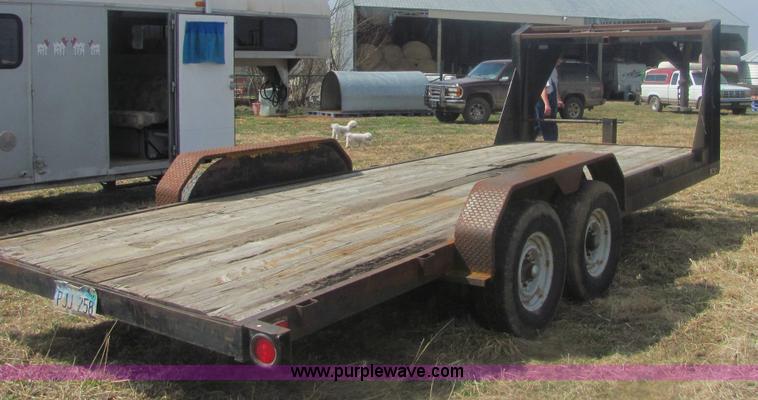 image for item 6988 1994 20' goose neck trailer
