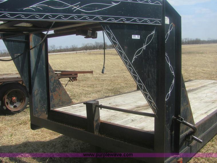 image for item 6988 1994 20' goose neck trailer