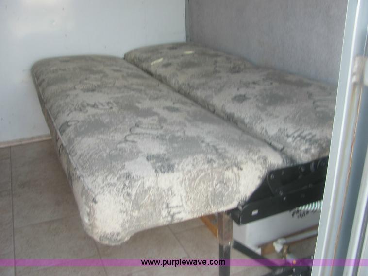 image for item 6989 2000 Delta 25' living quarters trailer