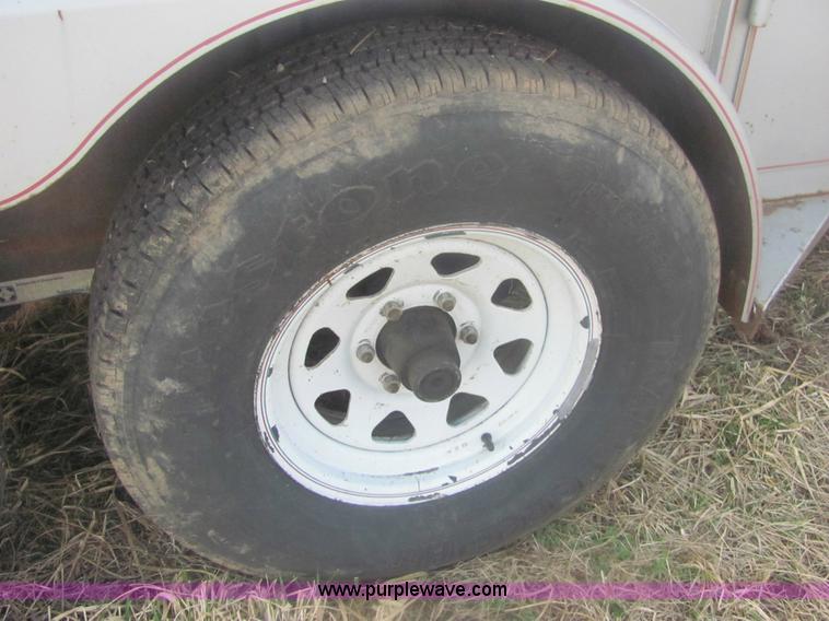 image for item 6989 2000 Delta 25' living quarters trailer