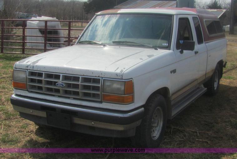 image for item 6990 1992 Ford Ranger XLT extended cab pickup truck