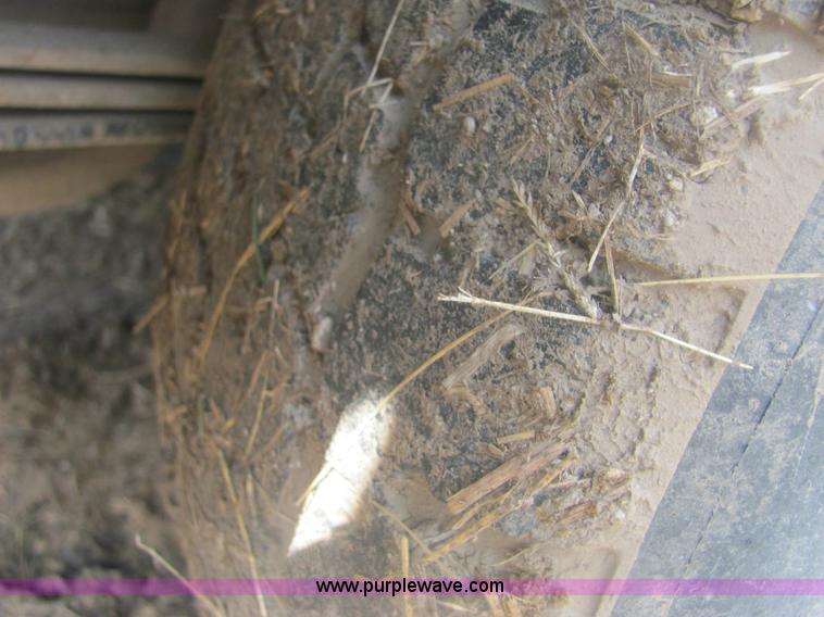 image for item 6990 1992 Ford Ranger XLT extended cab pickup truck