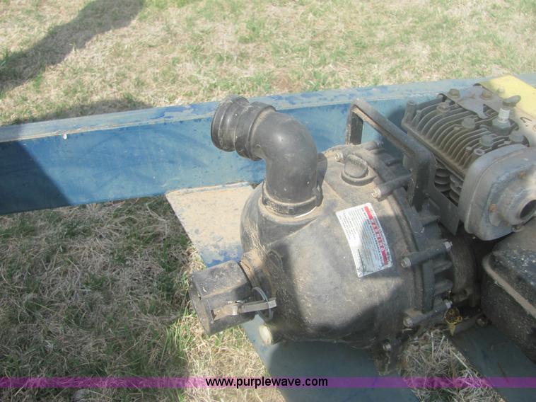 image for item 6993 Snyder Fairbanks 1,000 gallon tank on trailer