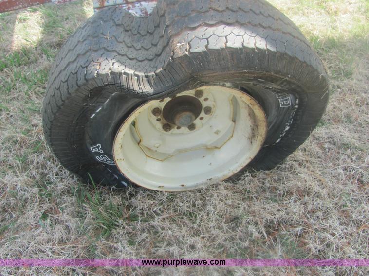 image for item 6994 1,000 gallon portable propane tank