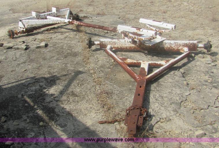 image for item 6998 Four wheel trailer running gear