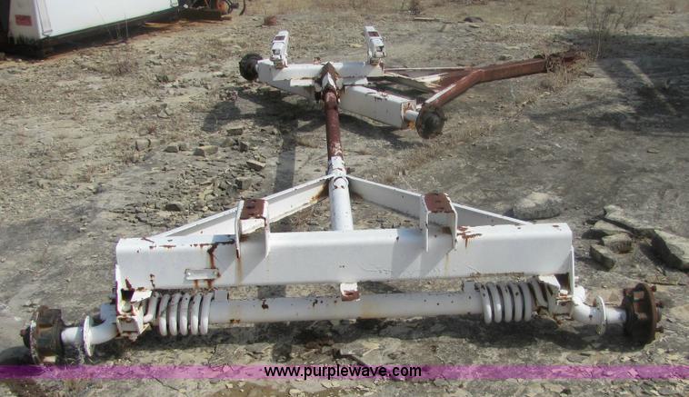 image for item 6998 Four wheel trailer running gear