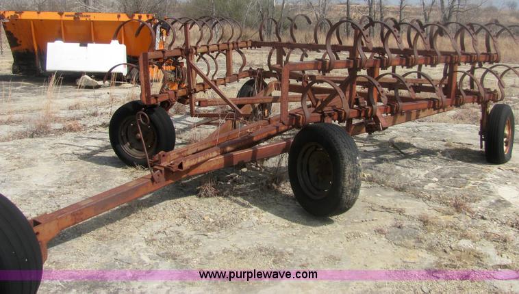 image for item 7000 30' Crustbuster spring tooth