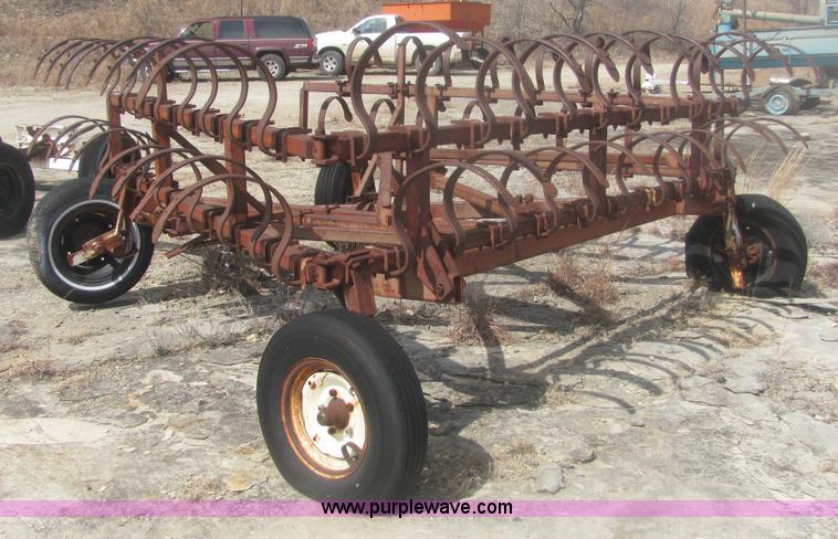 image for item 7000 30' Crustbuster spring tooth