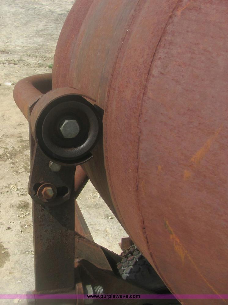 image for item 7003 Cement mixer