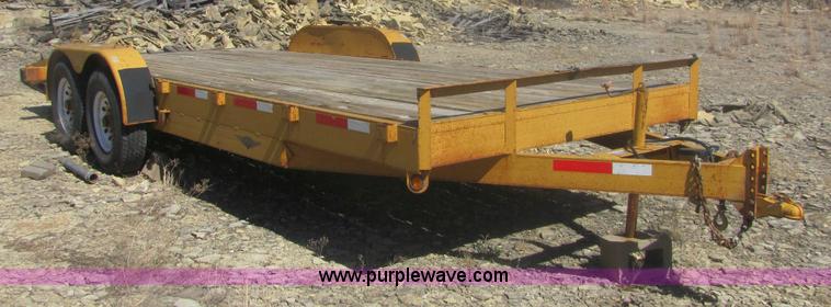 image for item 7006 2001 H & H 20' trailer