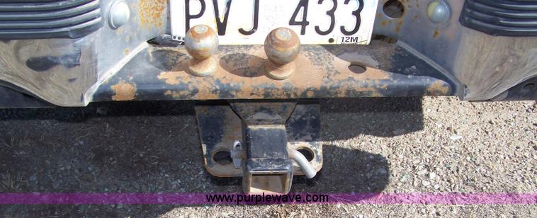 image for item 7322 1996 GMC pickup