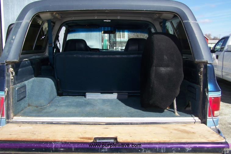 image for item 7323 1991 Chevrolet Blazer Silverado 150