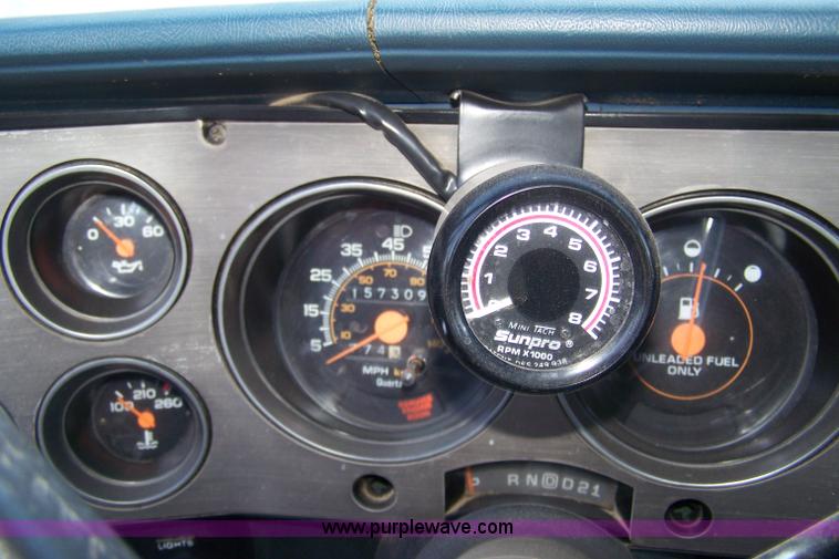 image for item 7323 1991 Chevrolet Blazer Silverado 150