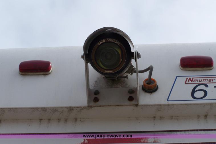 image for item 7336 1990 Kountry Star 37' motor home