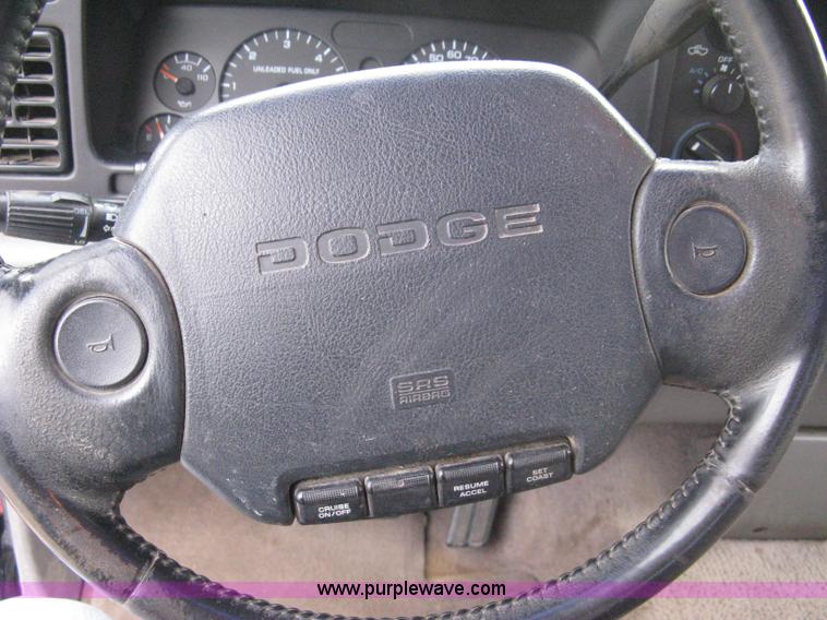 image for item 8084 1996 Dodge Ram 1500 Laramie SLT extended cab pickup truck