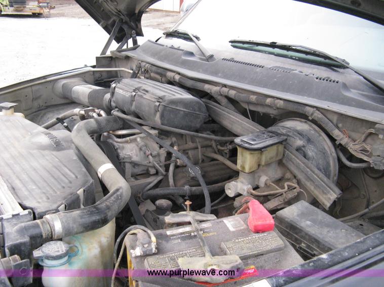 image for item 8084 1996 Dodge Ram 1500 Laramie SLT extended cab pickup truck