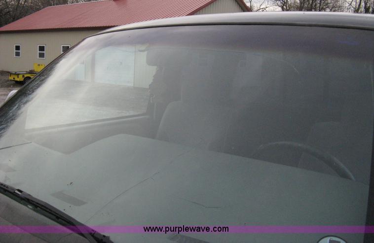 image for item 8084 1996 Dodge Ram 1500 Laramie SLT extended cab pickup truck