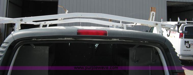 image for item 8090 1999 Chevrolet G2500 Express service van