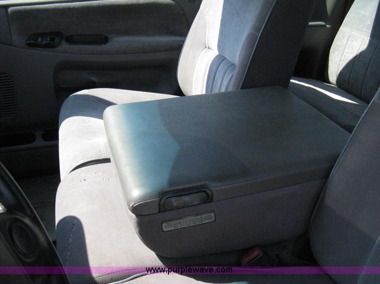 image for item 8093 1996 Dodge Ram 1500 club cab pickup truck