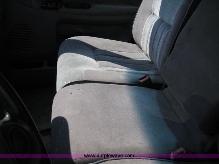 image for item 8093 1996 Dodge Ram 1500 club cab pickup truck