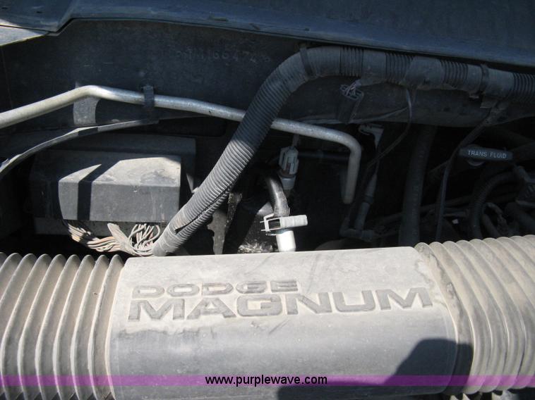 image for item 8093 1996 Dodge Ram 1500 club cab pickup truck