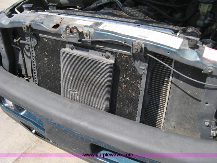 image for item 8093 1996 Dodge Ram 1500 club cab pickup truck