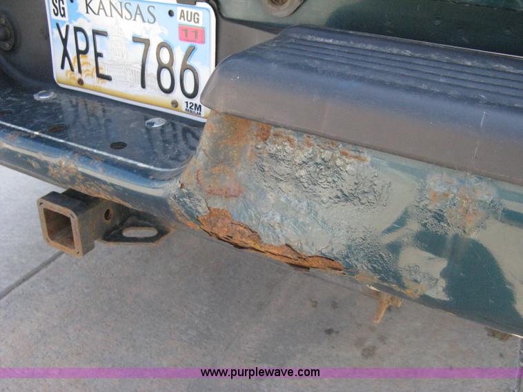 image for item 8093 1996 Dodge Ram 1500 club cab pickup truck