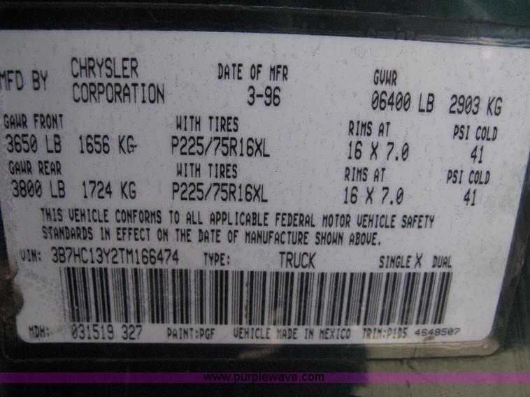 image for item 8093 1996 Dodge Ram 1500 club cab pickup truck