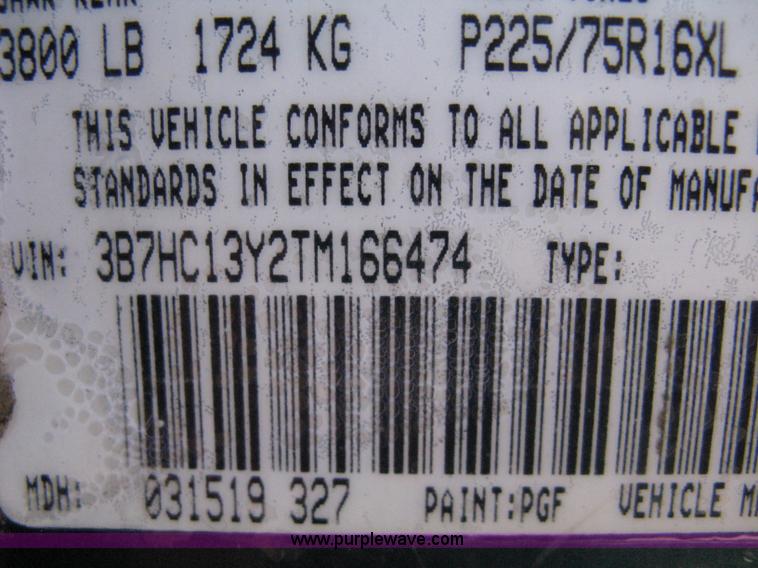 image for item 8093 1996 Dodge Ram 1500 club cab pickup truck