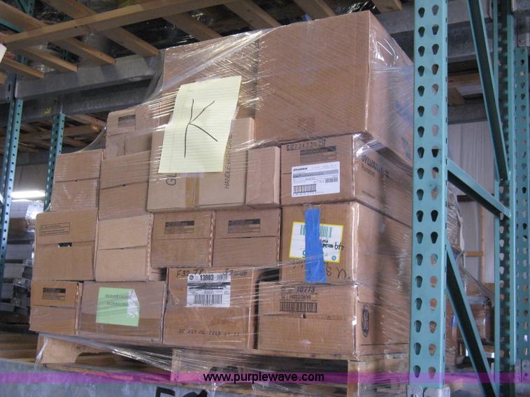 image for item 8097 (8) pallets of assorted light fixtures and lamps/bulbs