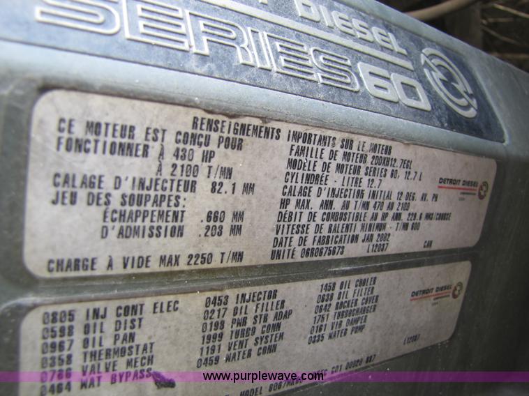 image for item 8529 2003 Freightliner Columbia semi truck