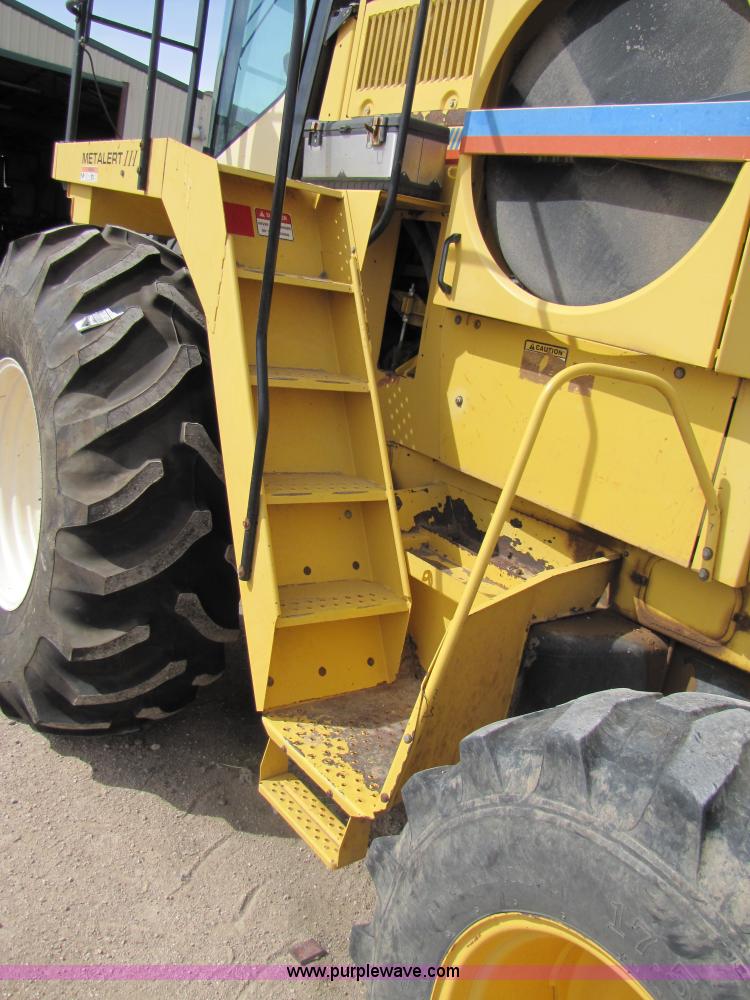 image for item 1020 2000 New Holland FX58 forage chopper