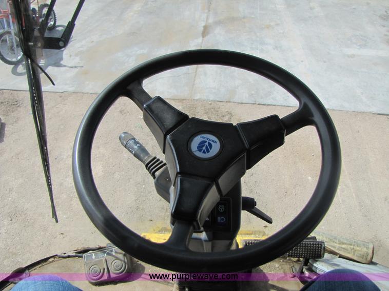 image for item 1020 2000 New Holland FX58 forage chopper