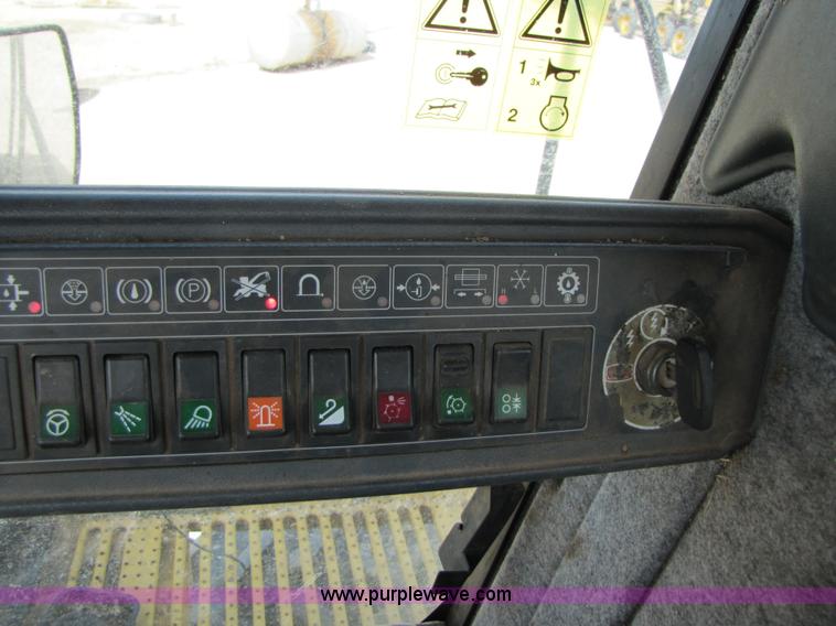 image for item 1020 2000 New Holland FX58 forage chopper