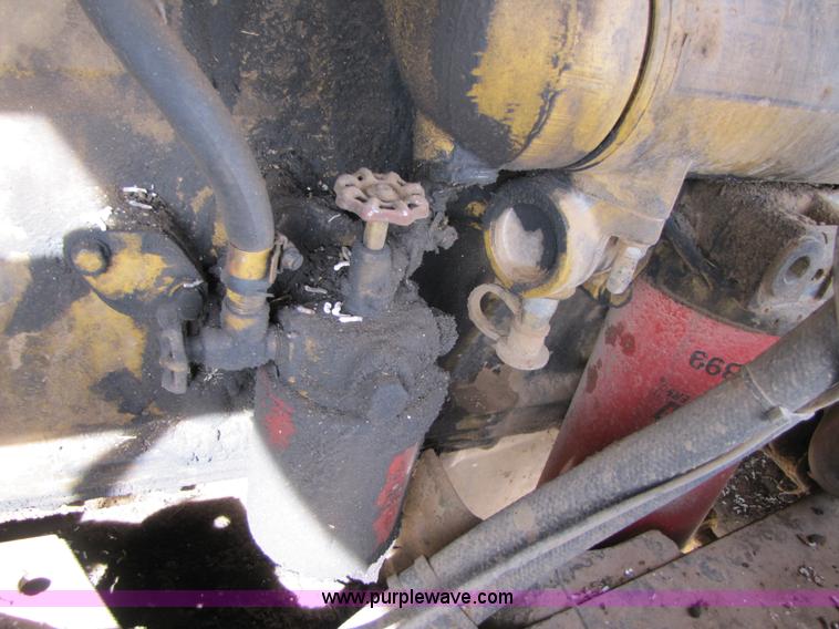 image for item 1020 2000 New Holland FX58 forage chopper