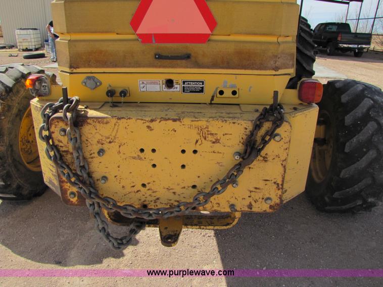 image for item 1020 2000 New Holland FX58 forage chopper