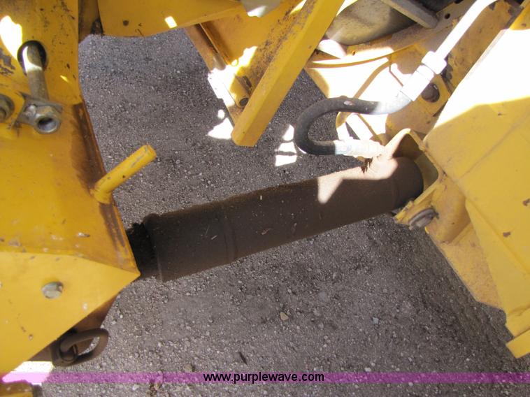 image for item 1020 2000 New Holland FX58 forage chopper