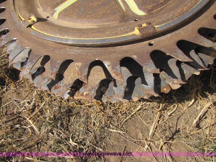 image for item 1021 2002 New Holland RI 450 forage header