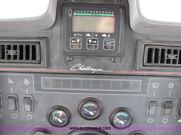 image for item 1022 1995 Caterpillar Challenger 85C track tractor