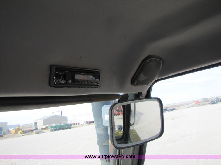 image for item 1022 1995 Caterpillar Challenger 85C track tractor