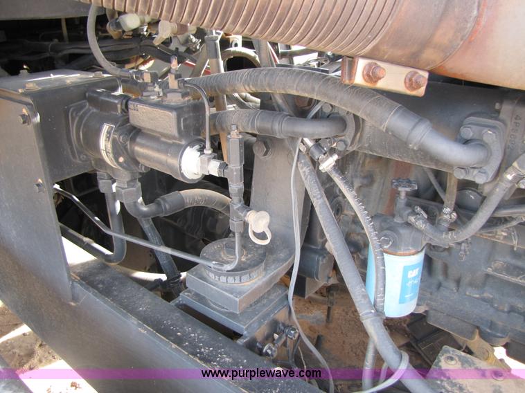 image for item 1022 1995 Caterpillar Challenger 85C track tractor