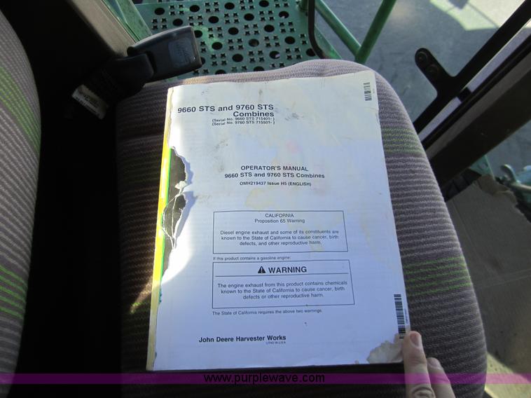 image for item 3011 2006 John Deere 9760 STS combine