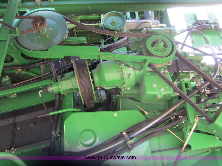 image for item 3011 2006 John Deere 9760 STS combine