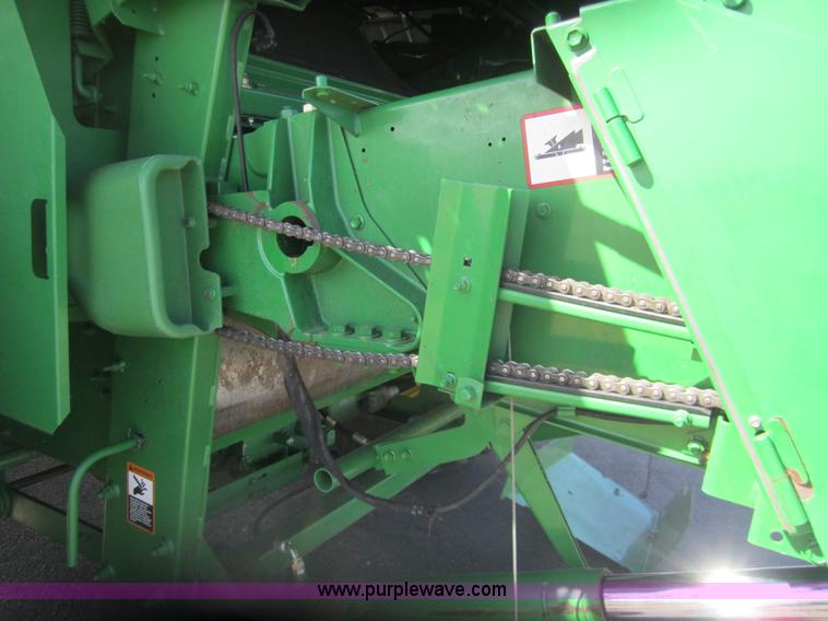 image for item 3011 2006 John Deere 9760 STS combine