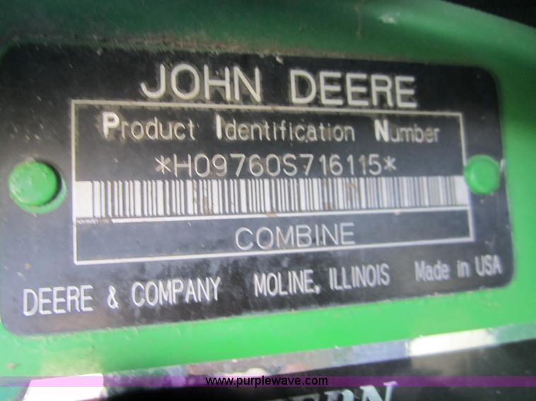 image for item 3011 2006 John Deere 9760 STS combine
