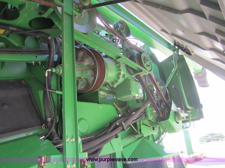 image for item 3012 2004 John Deere 9660 STS combine