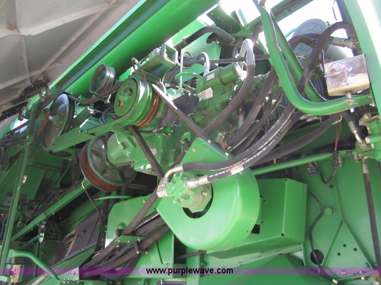 image for item 3012 2004 John Deere 9660 STS combine