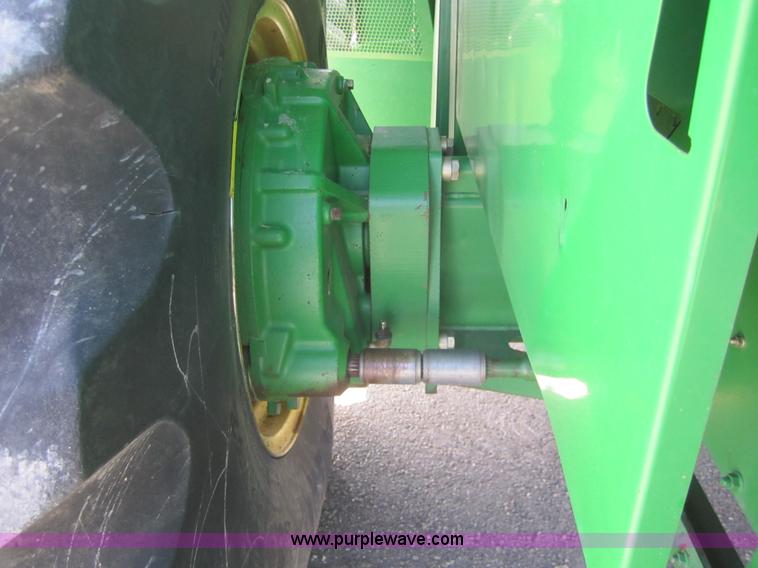 image for item 3012 2004 John Deere 9660 STS combine