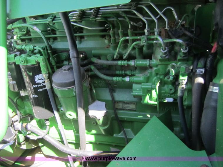 image for item 3012 2004 John Deere 9660 STS combine