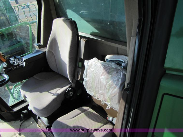 image for item 3012 2004 John Deere 9660 STS combine